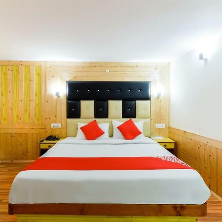 Oyo 46485 Hotel Vijayant Manāli Extérieur photo