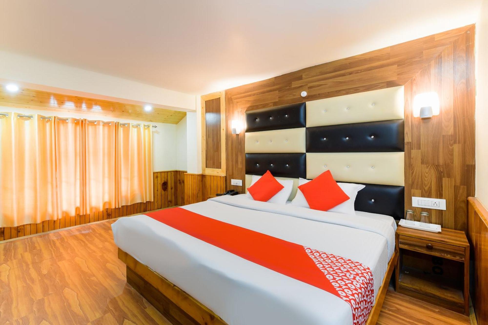 Oyo 46485 Hotel Vijayant Manāli Extérieur photo