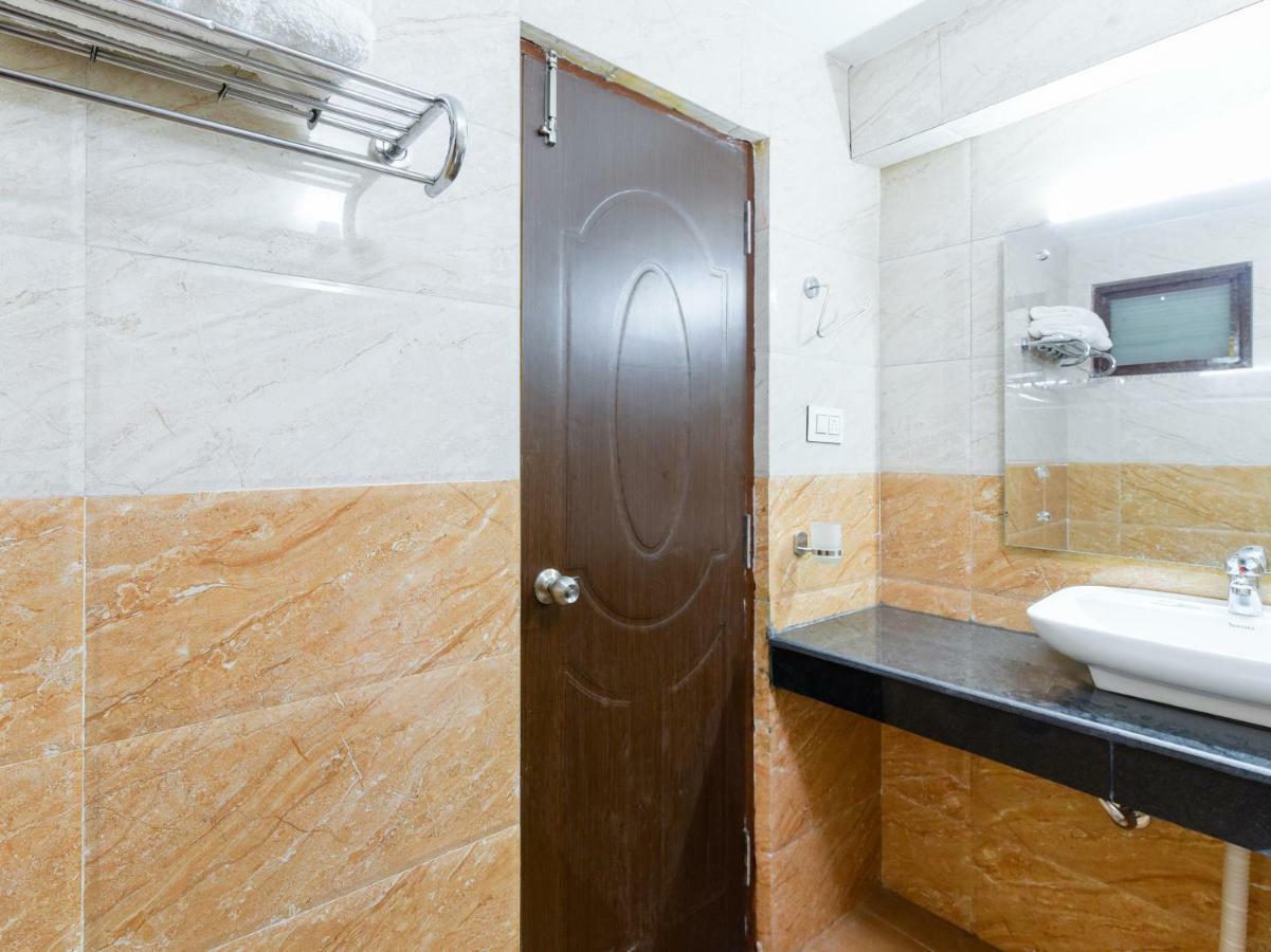 Oyo 46485 Hotel Vijayant Manāli Extérieur photo